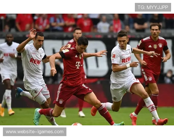 拜仁客场对阵云达不莱梅，凯恩半场梅开二度助球队领先